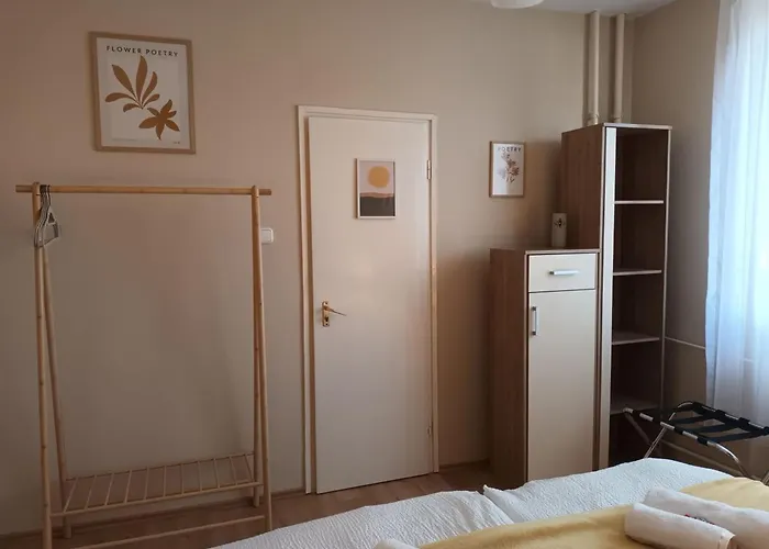 Kata Belvarosi Apartman
