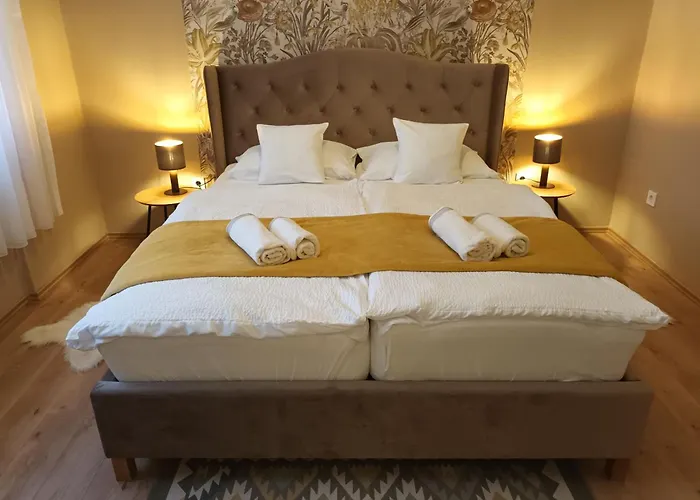 Kata Belvarosi Apartman