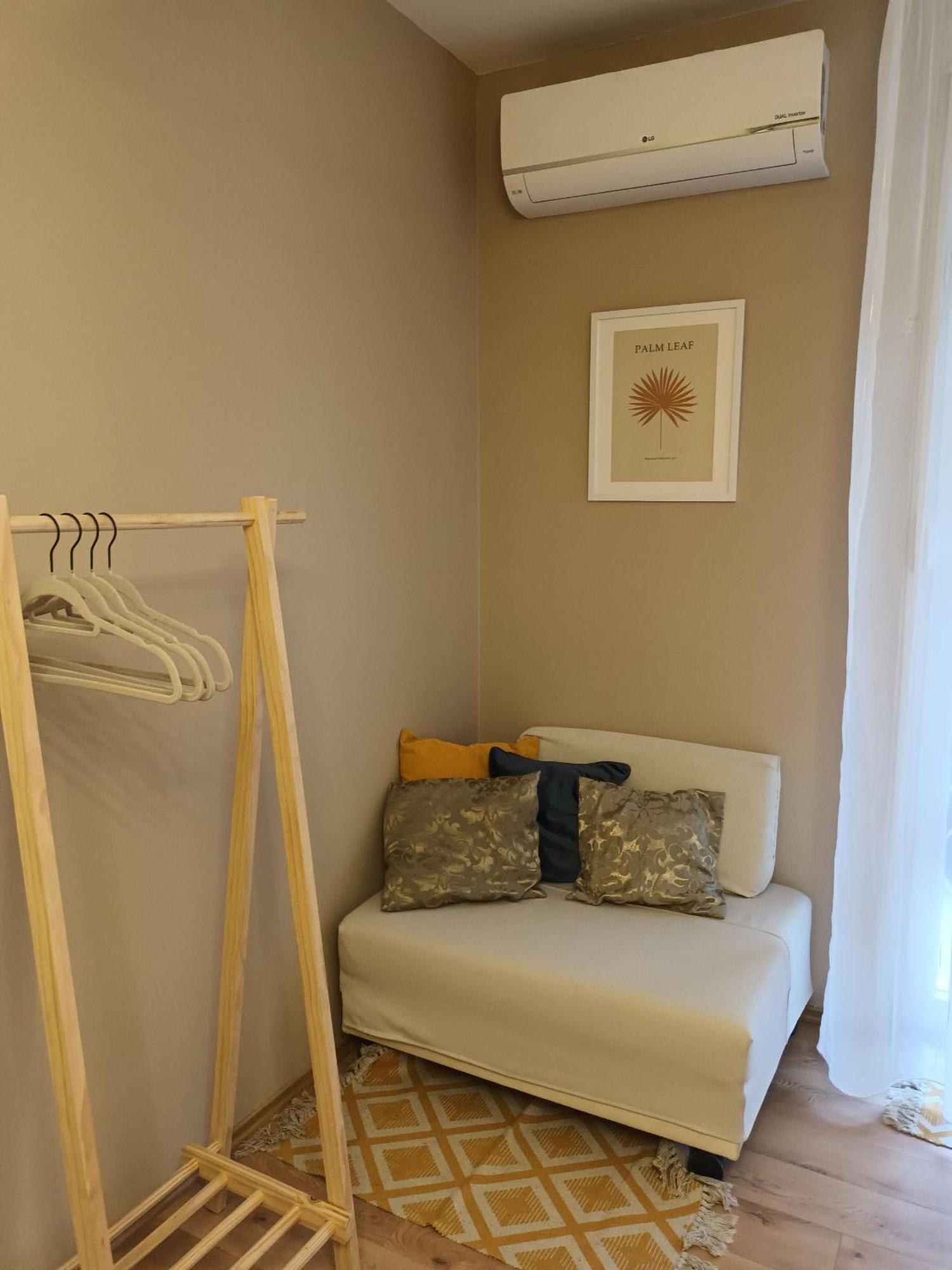 Kata Belvarosi Apartment