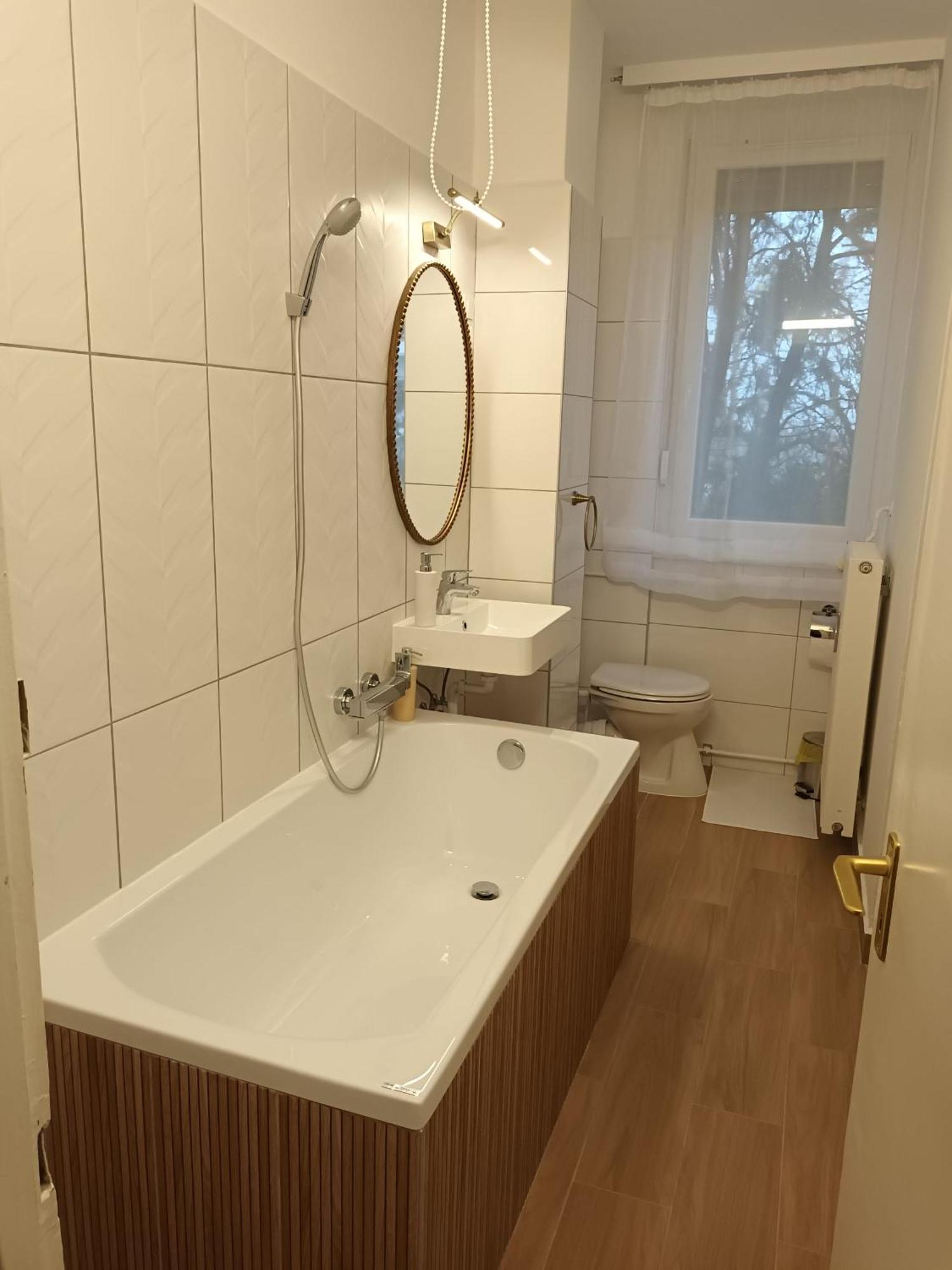 Kata Belvarosi